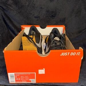 Nike Flex Experience Run 11 mens running shoes